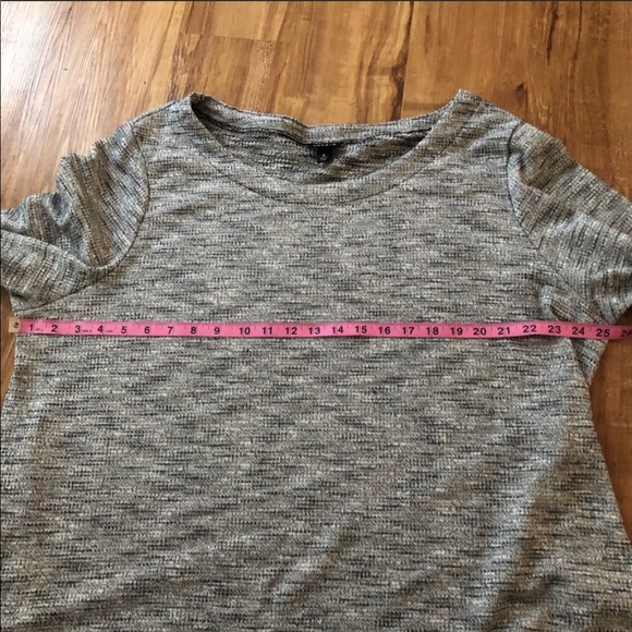 Torrid Knit Ruffle Hem Sweater Size 3 - Picture 3 of 7